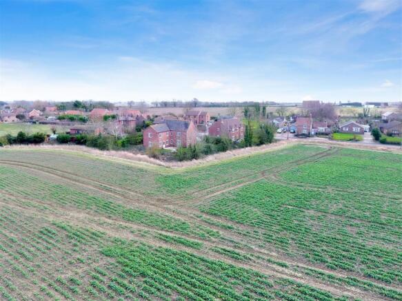 DJI_0084_RAV0063801_1.jpg
