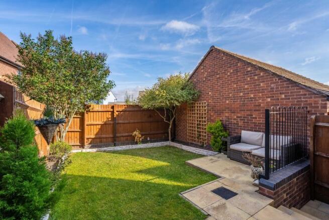Booth Crescent, Lawley, Telford, Shropshire, TF3 5HX photo 4