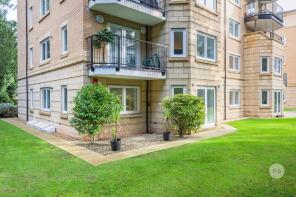 11, 52 Branksome Gate, Western Road, Poole BH13 6EX