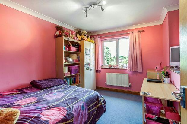 BEDROOM 2 FRONT
