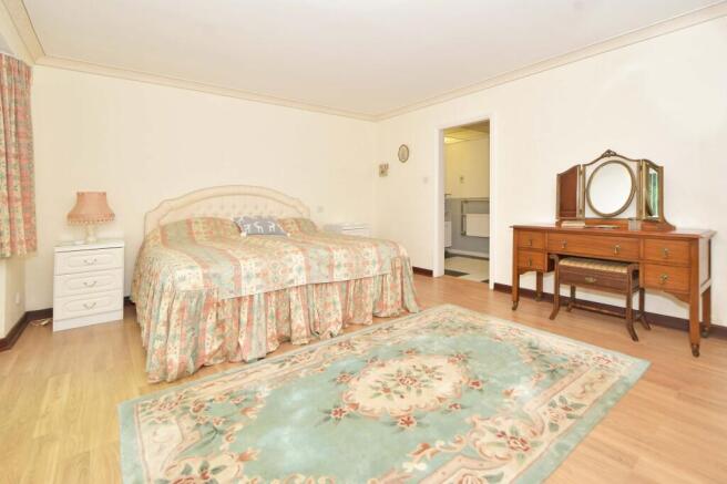 Master suite