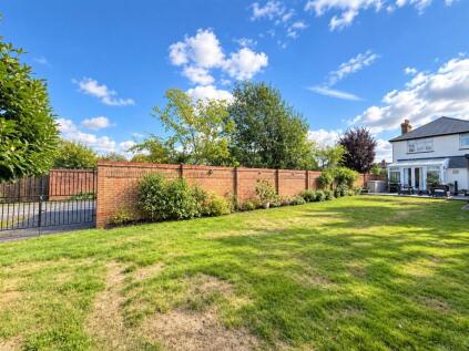 Lodge Road, Writtle, Chelmsford