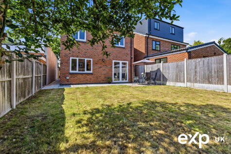 Old Bar Close, Nottingham, NG6 0RE