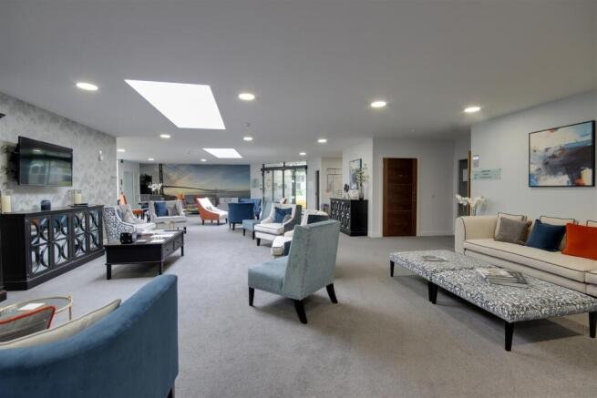 2 bed Apartment for sale Image 12