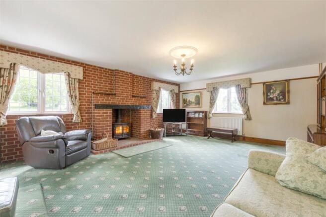 Brimstone Hill, Meopham, Gravesend, Kent, DA13 photo 4