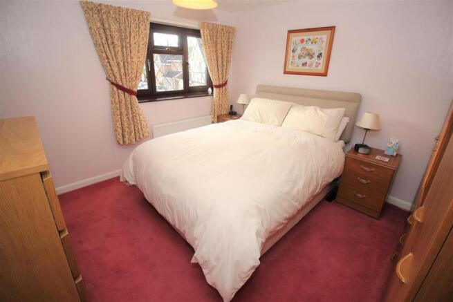 bed 1 (2).JPG