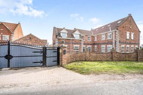 Moss Road, Moss, Doncaster, DN6