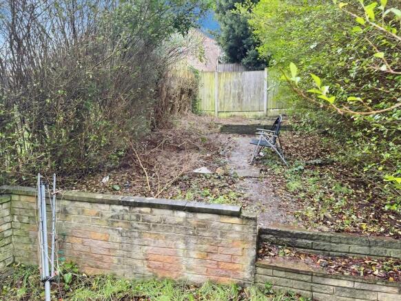 c379dd50-767f7a9d...