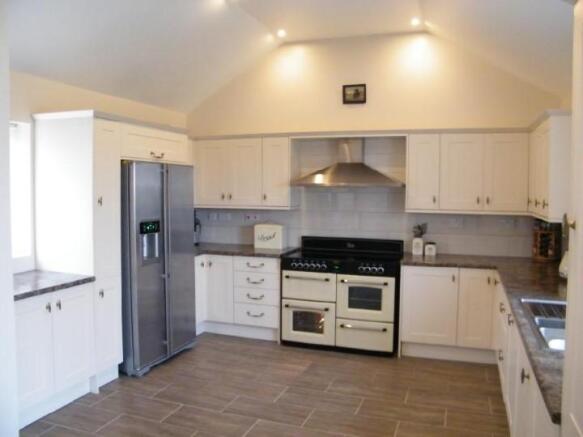 Kitchen/Breakfast RM