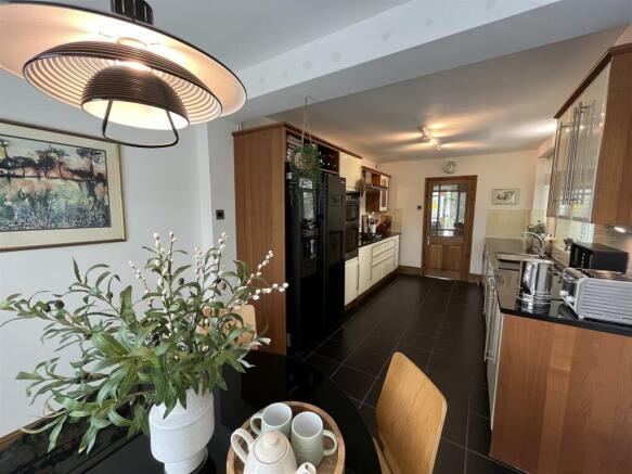 Dining Kitchen