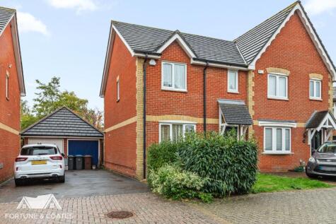 Victoria Gate, Harlow