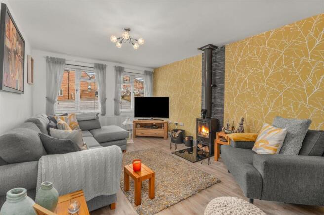 11 Blenheim Rise, Kings Sutton-7.jpg