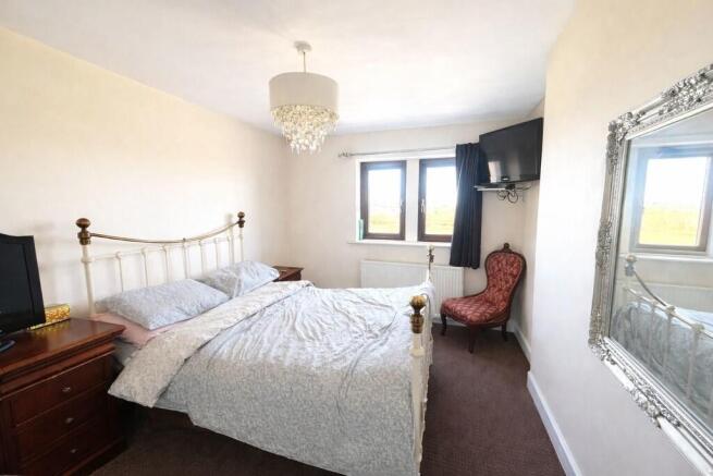 4 bed End of Terrace for sale Image 7