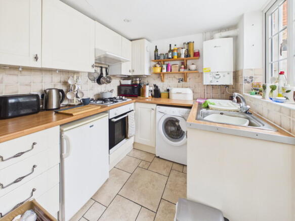 Newtown, Sidmouth, EX10 8QG photo 4