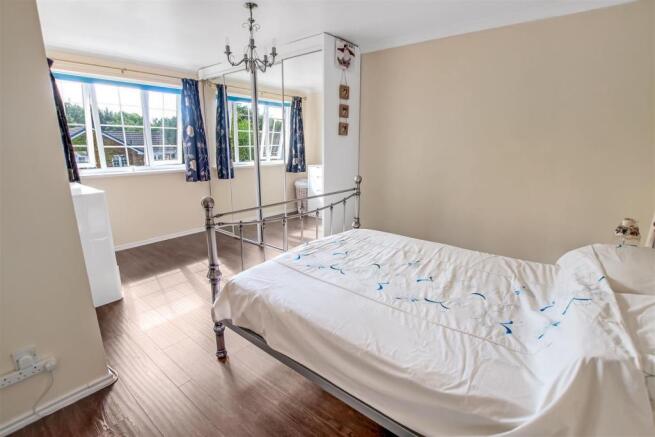 Master Bedroom.JPG
