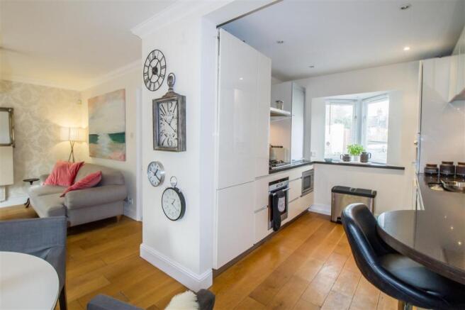 Kitchen/lounge