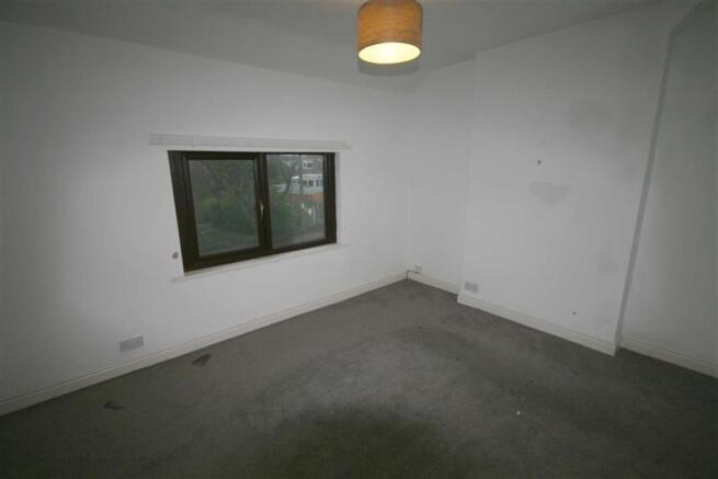 FRONT BEDROOM
