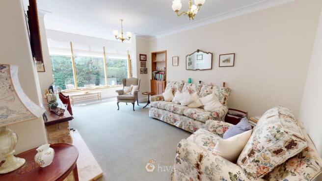4 bed Detached for sale Image 8