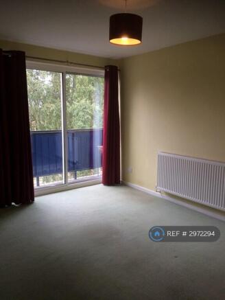 2 bed Flat to rent Image 9