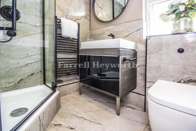 Bathroom image 2