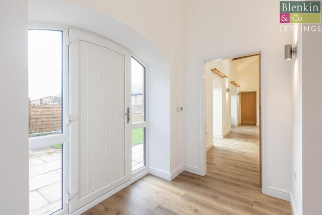 3 bed Barn Conversion to rent Image 6