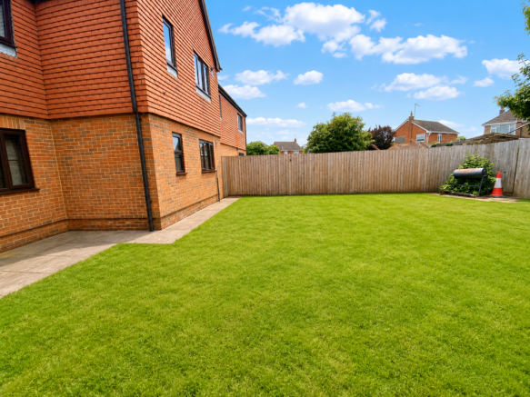 Pearl Court, Holbeach photo 4