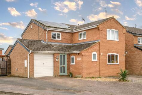 Davis Close, Rothwell, Kettering