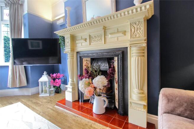 4 bed Semi-Detached for sale Image 5