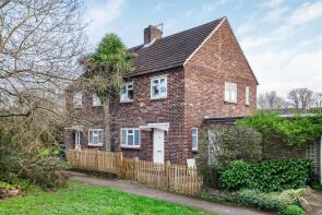 18, Markway, Sunbury-on-thames TW16 5NY