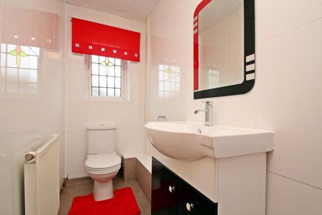 Downstairs shower ro