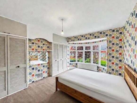 4 bed Semi-Detached for sale Image 10