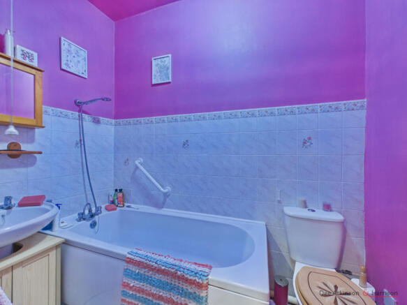 2 bed Terraced for sale Image 10