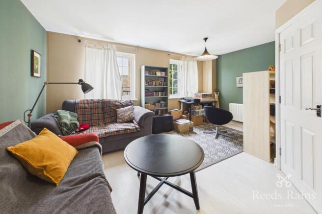 3 bed Terraced for sale Image 2