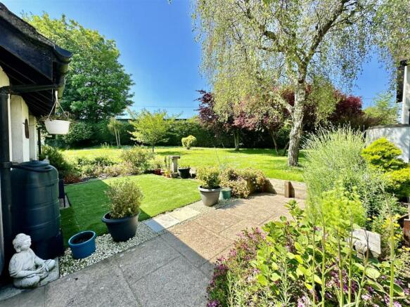 Front Garden.jpg