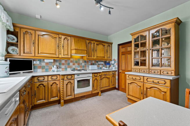 3 bed Detached Bungalow for sale Image 5