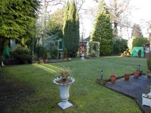 Garden alt