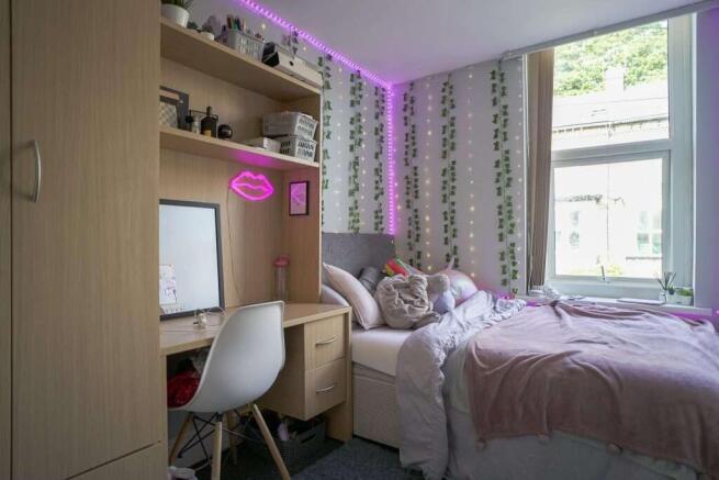 33_Harcourt_Road