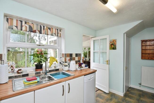 3 bed Detached for sale Image 10