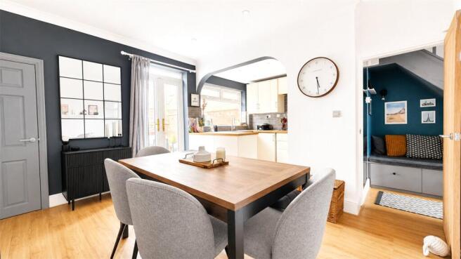 Duncombe Road South, Liverpool, Merseyside, L19 photo 3