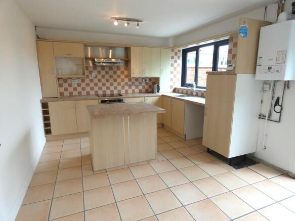 Kitchen / Dining