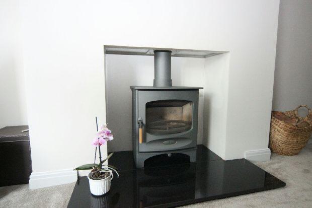 Lounge Fireplace