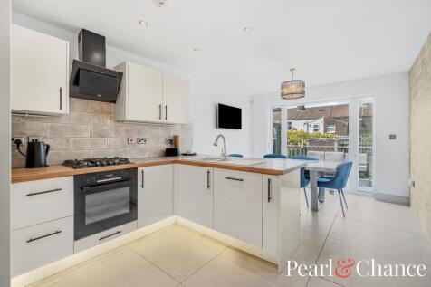 Periwinkle Lane, Dunstable, LU6