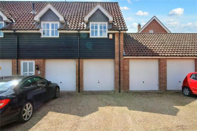 Garage & Parking