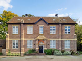 32, Frances Drive, Dunstable LU6 1GE