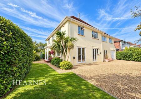 Huntly Road, Talbot Woods, Bournemouth, BH3