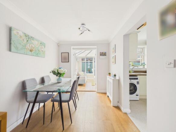 3 bed Semi-Detached for sale Image 4