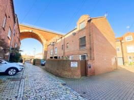 15, Low Church Wynd, Yarm TS15 9BA