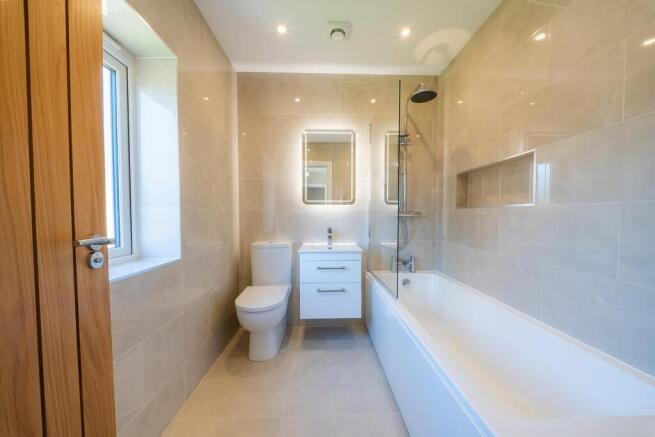 2 bed Bungalow for sale Image 7