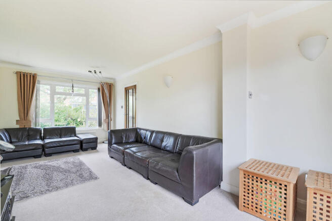3 bed Detached for sale Image 6