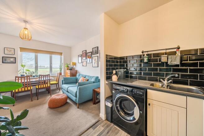 Open Plan Kitchen/Living Area